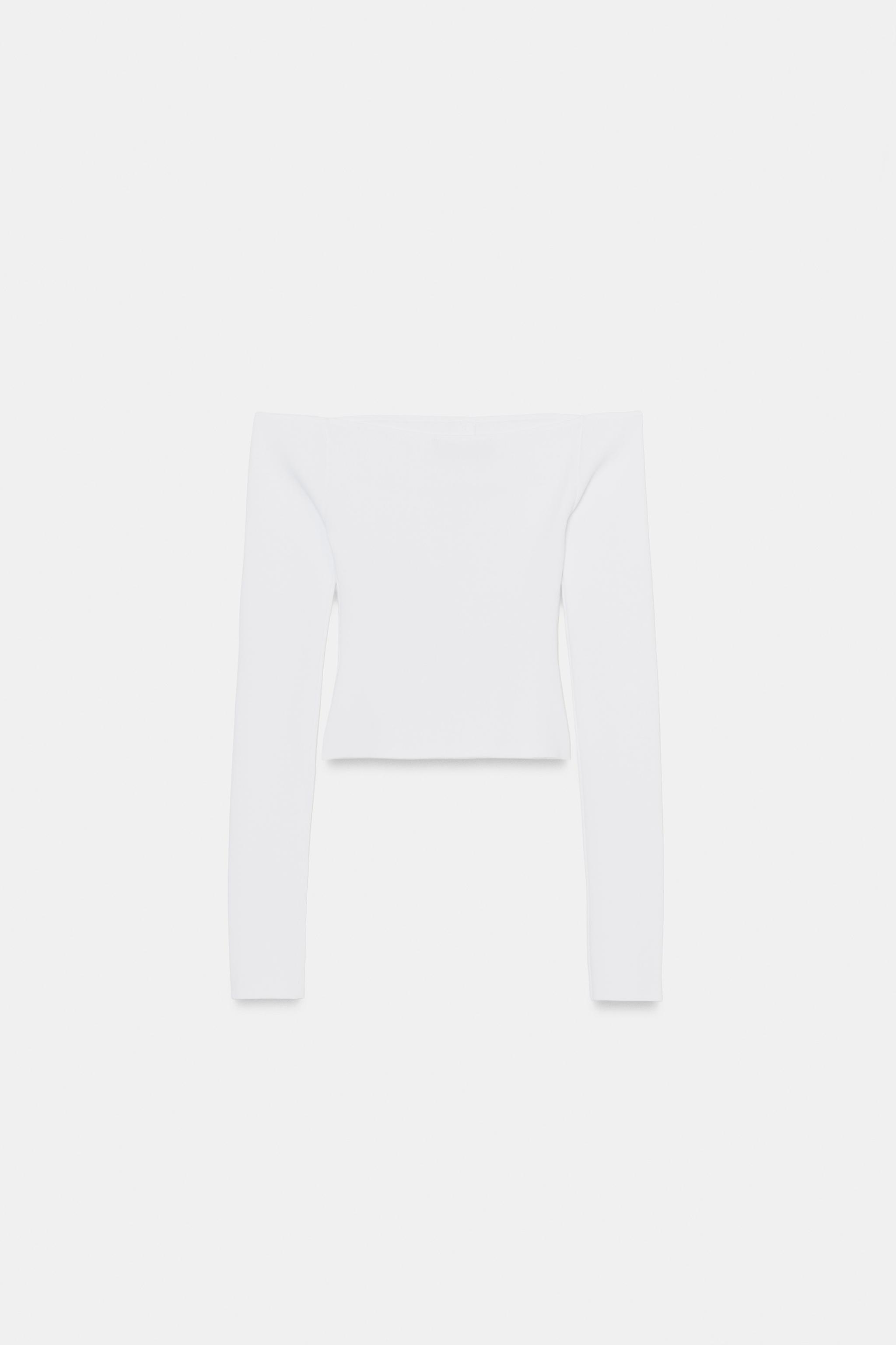 TOP AJUSTÉ EN MAILLE CUT OUT